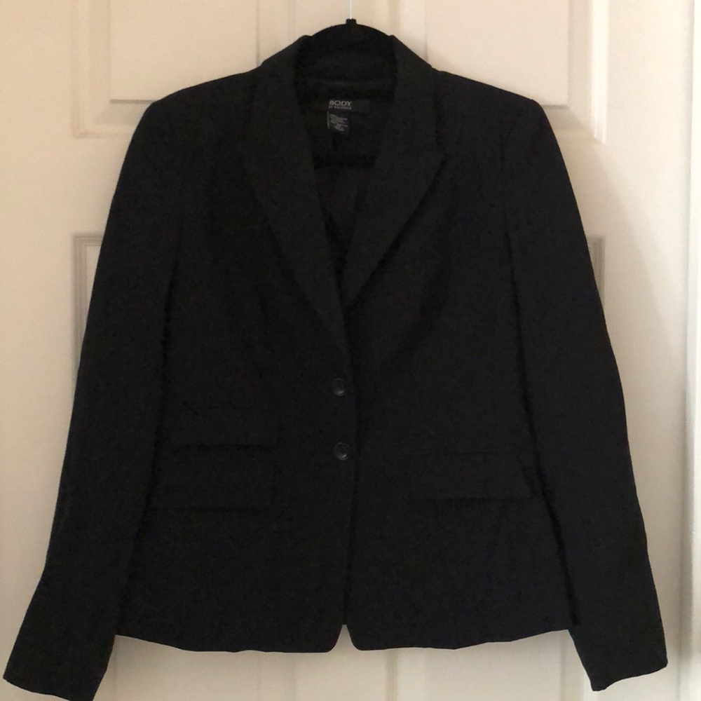 Body by Victoria black blazer